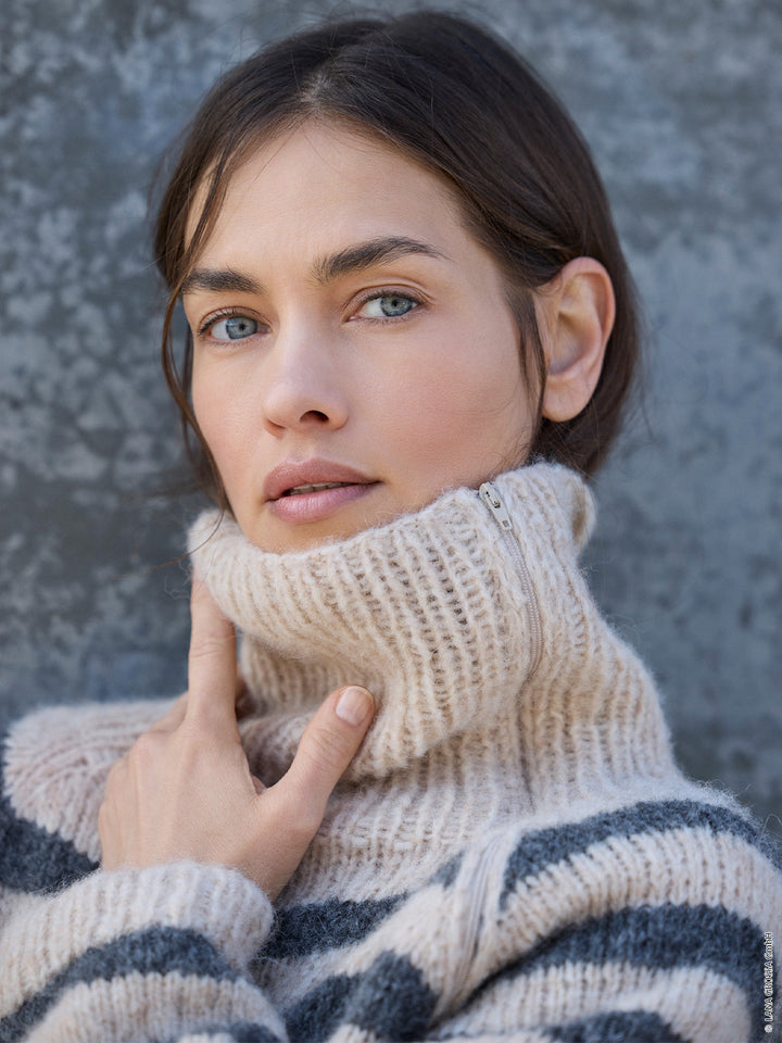 Strickpaket Alpaca Air II Top-down-Gestreifter Rollkragenpullover mit Reißverschluss
