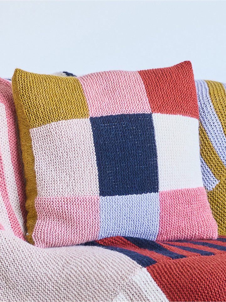 Strickpaket Brigitte No. 2 Kissenhülle mit Intarsien
