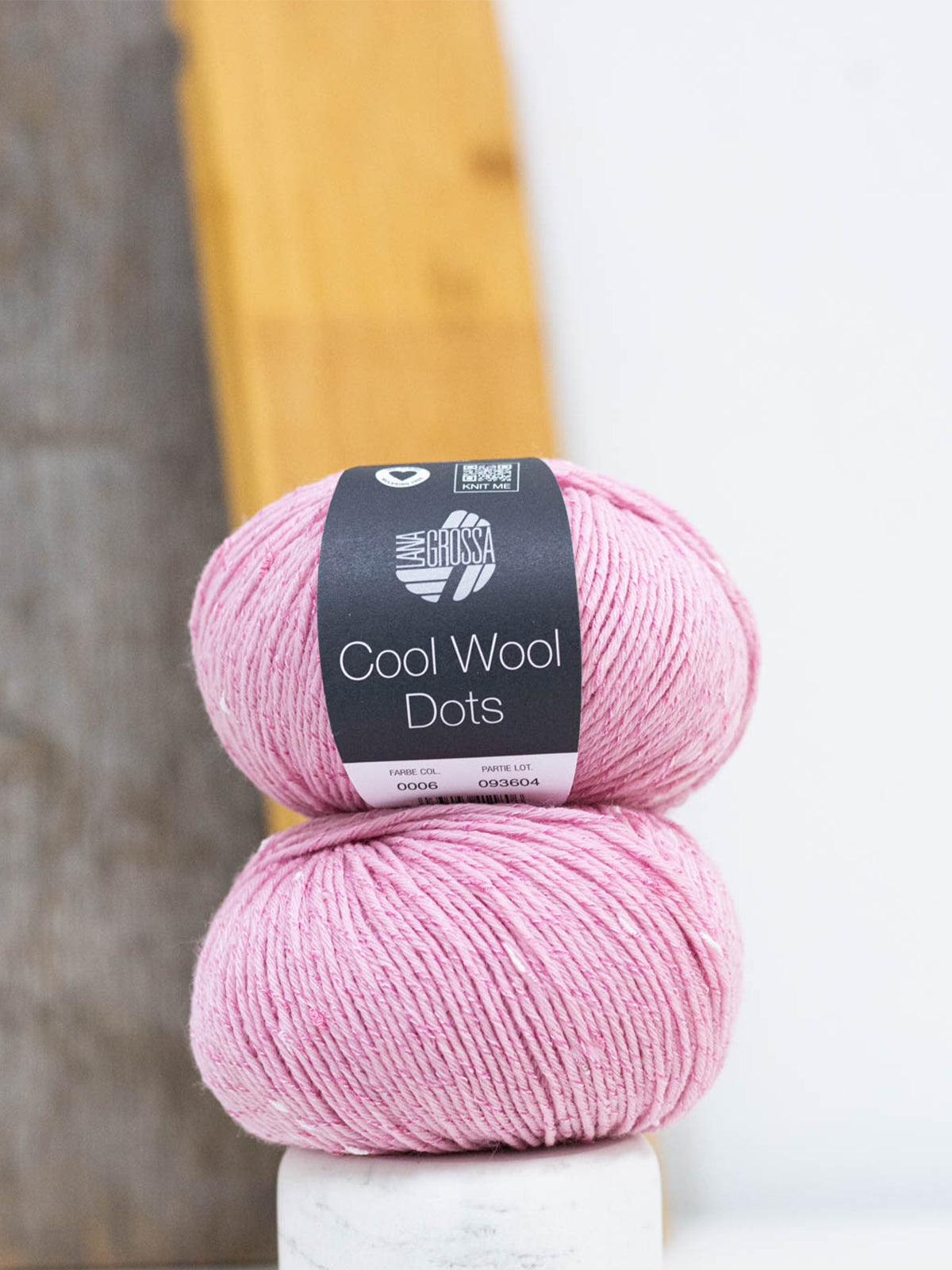 Cool Wool Dots 006 Rosa