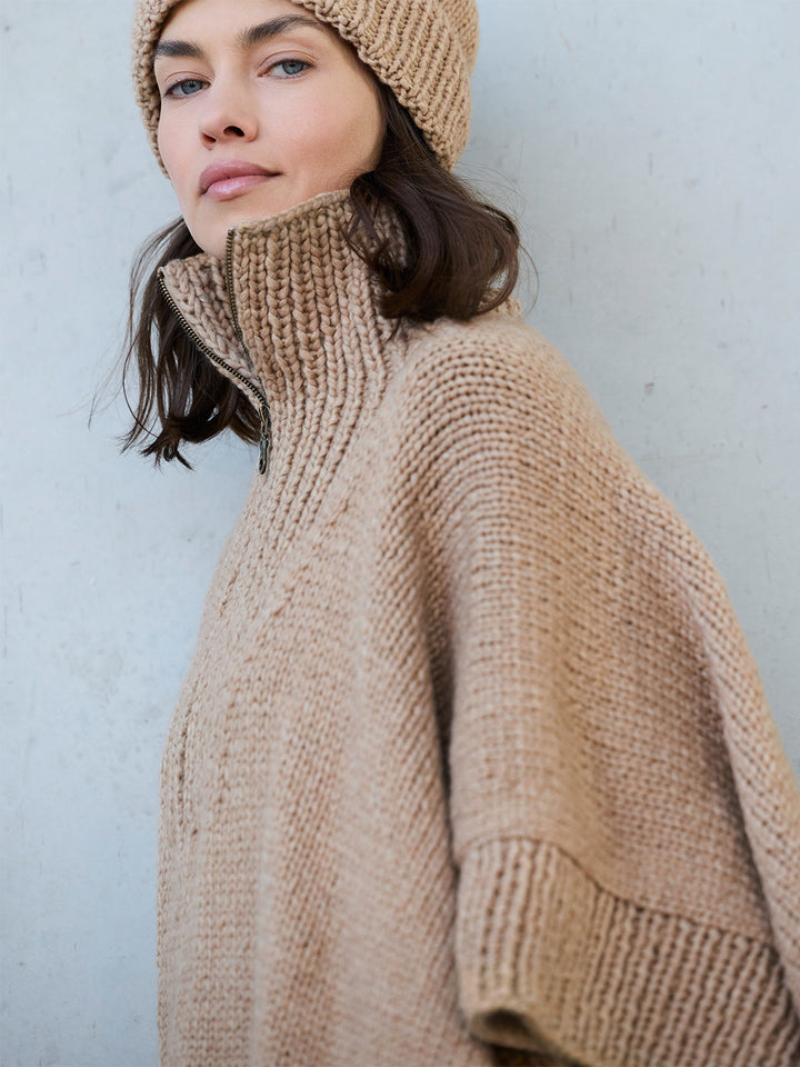 Strickpaket Winter Softness Poncho mit Reißverschluss