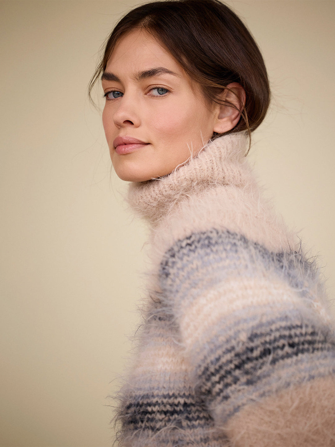 Strickpaket Basta Mista Top-down Rollkragenpullover