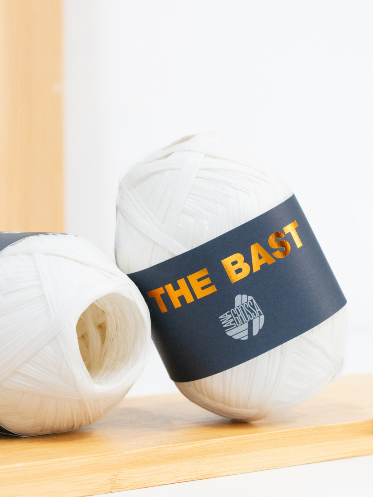 The Bast 001 Creme