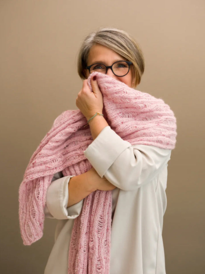 Strickpaket Fallmaschen-Schal – Lucciola – Tanja Steinbach