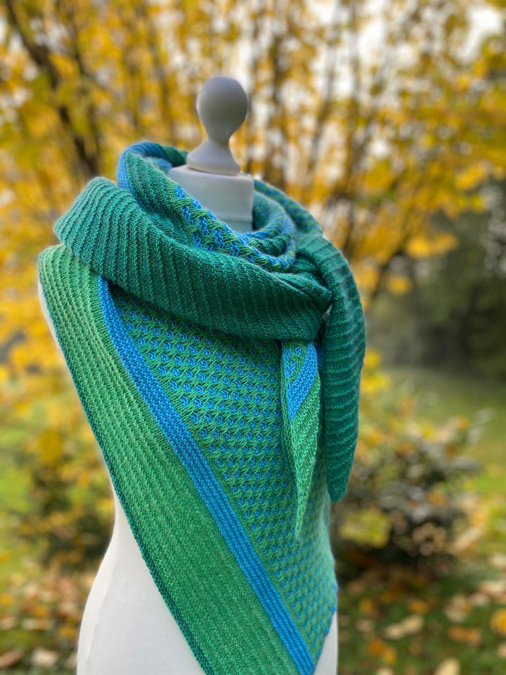 Strickpaket Lizas Tuch Waldblumen