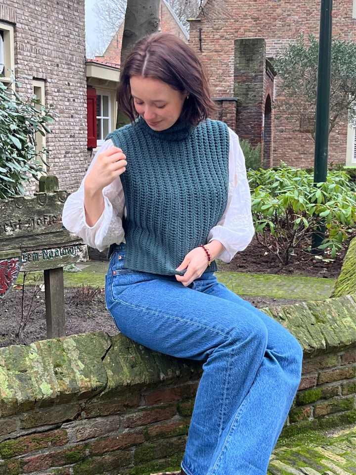 Häkelpaket Cardamom Pullunder – Studio Hook &amp; Yarn
