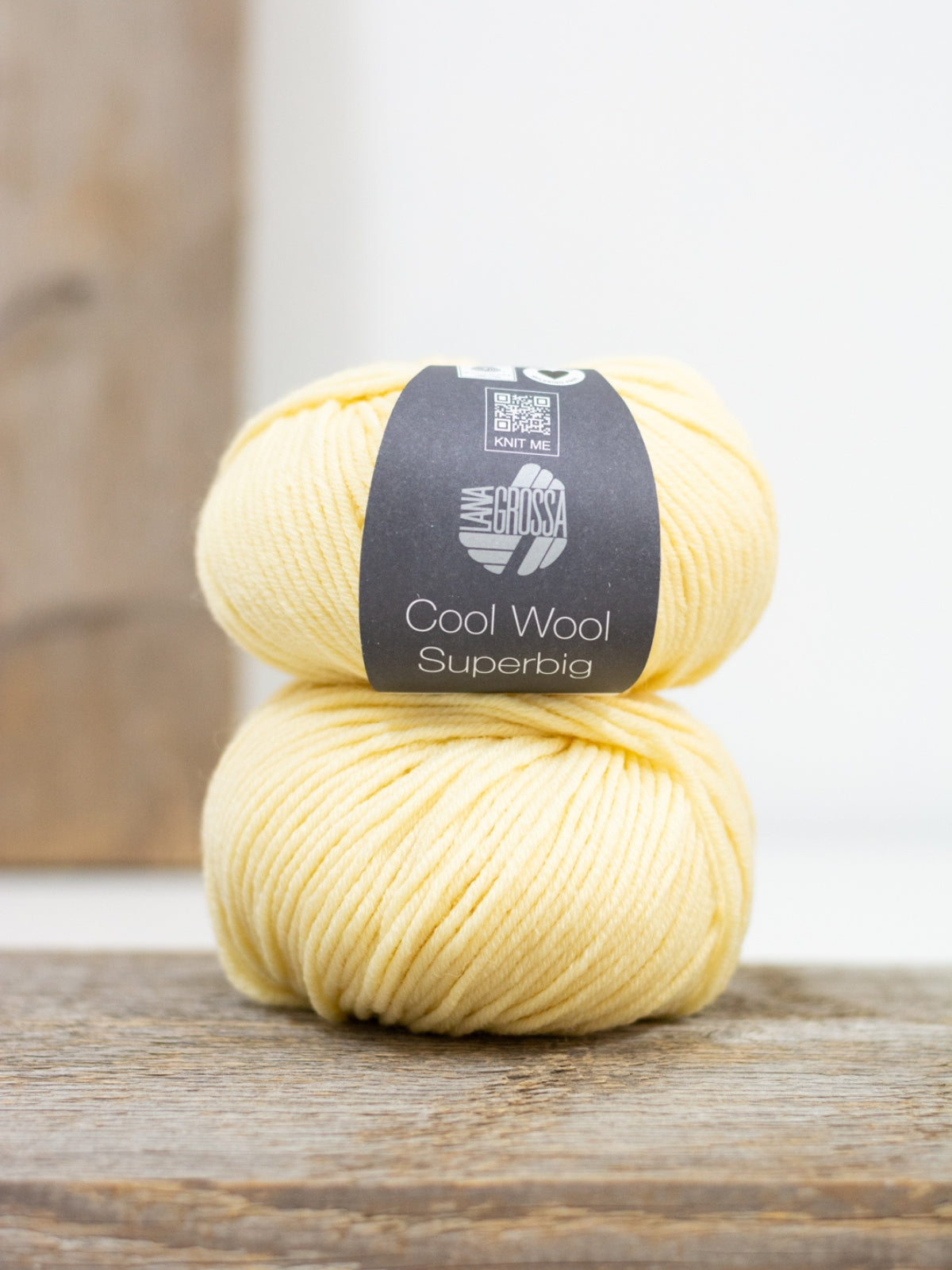 Cool Wool Superbig 049 Blassgelb