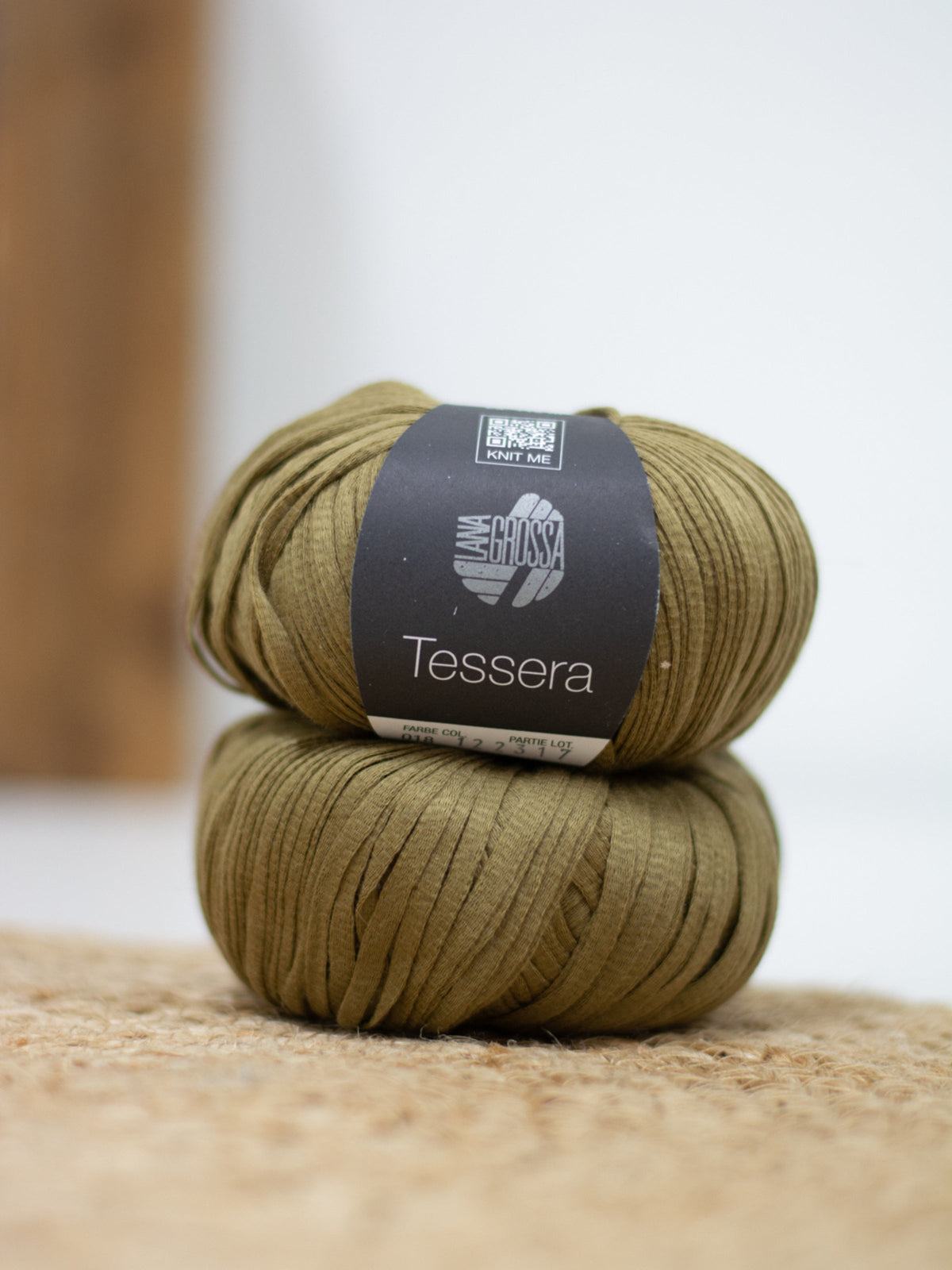 Tessera 018 Grünbraun