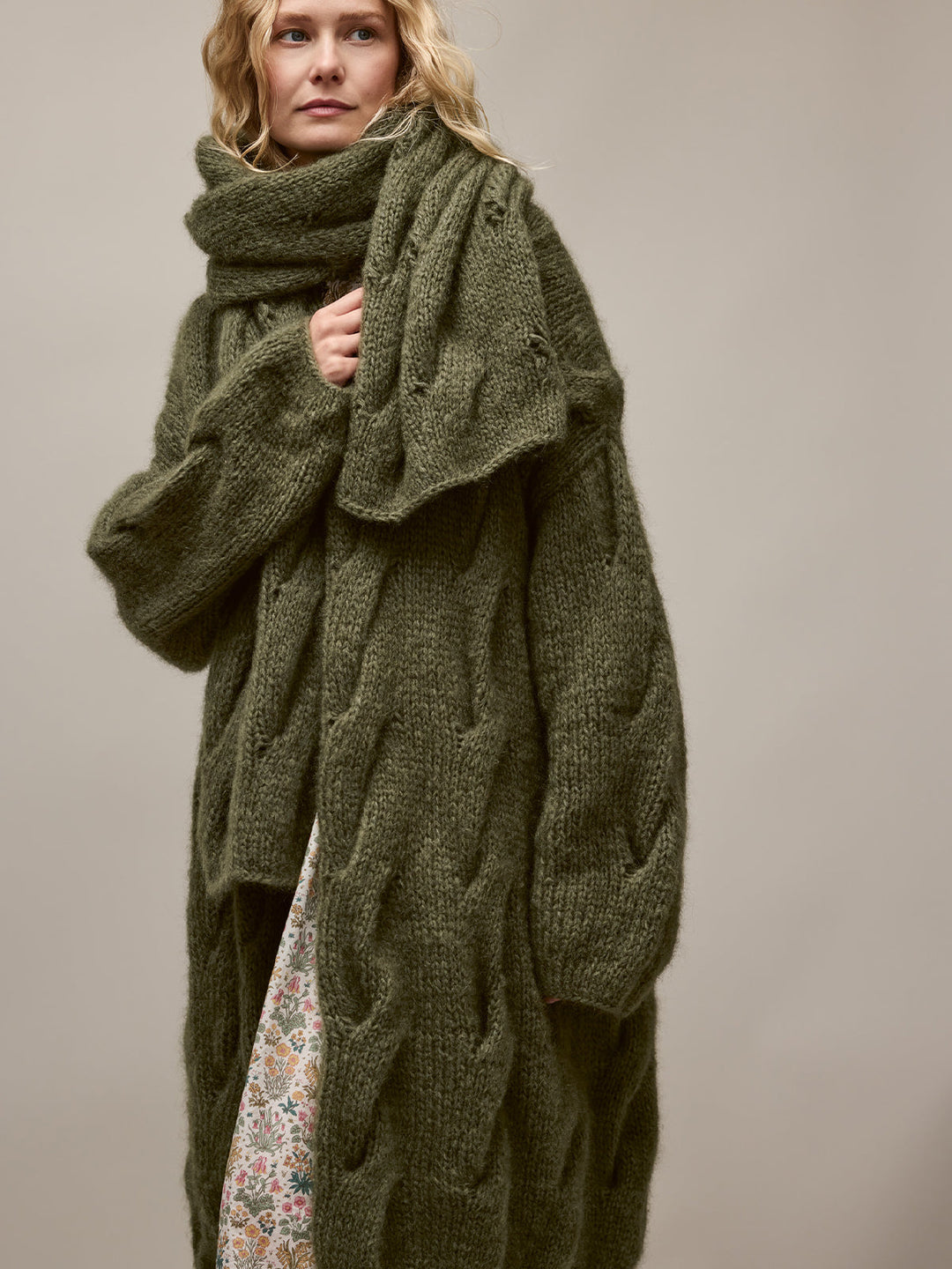Strickpaket Mohair Di Gio Oversized Cardigan mit Zöpfen