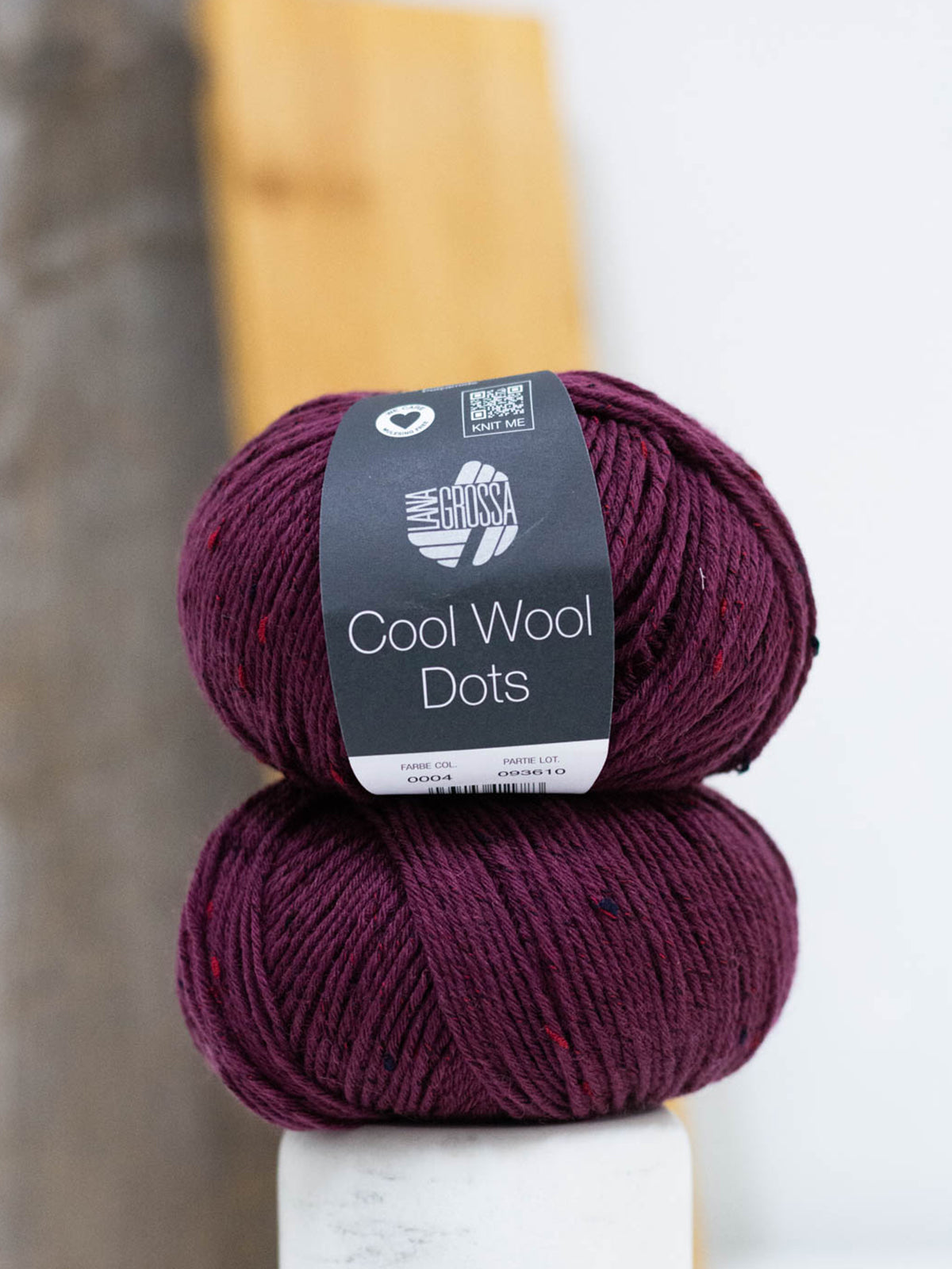 Cool Wool Dots 004 Burgund