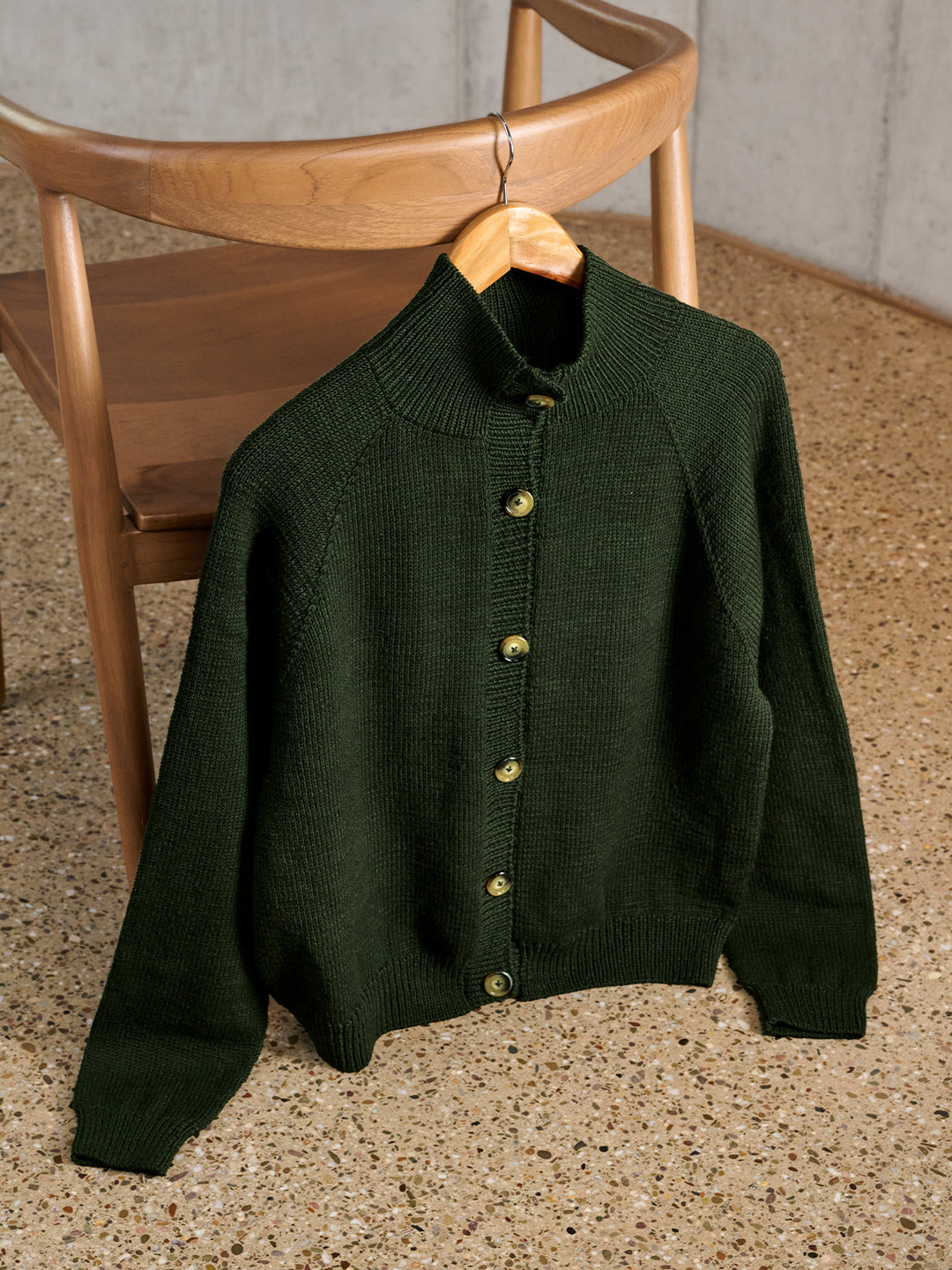 Strickpaket Classy Raglan Jacket - Cool Wool